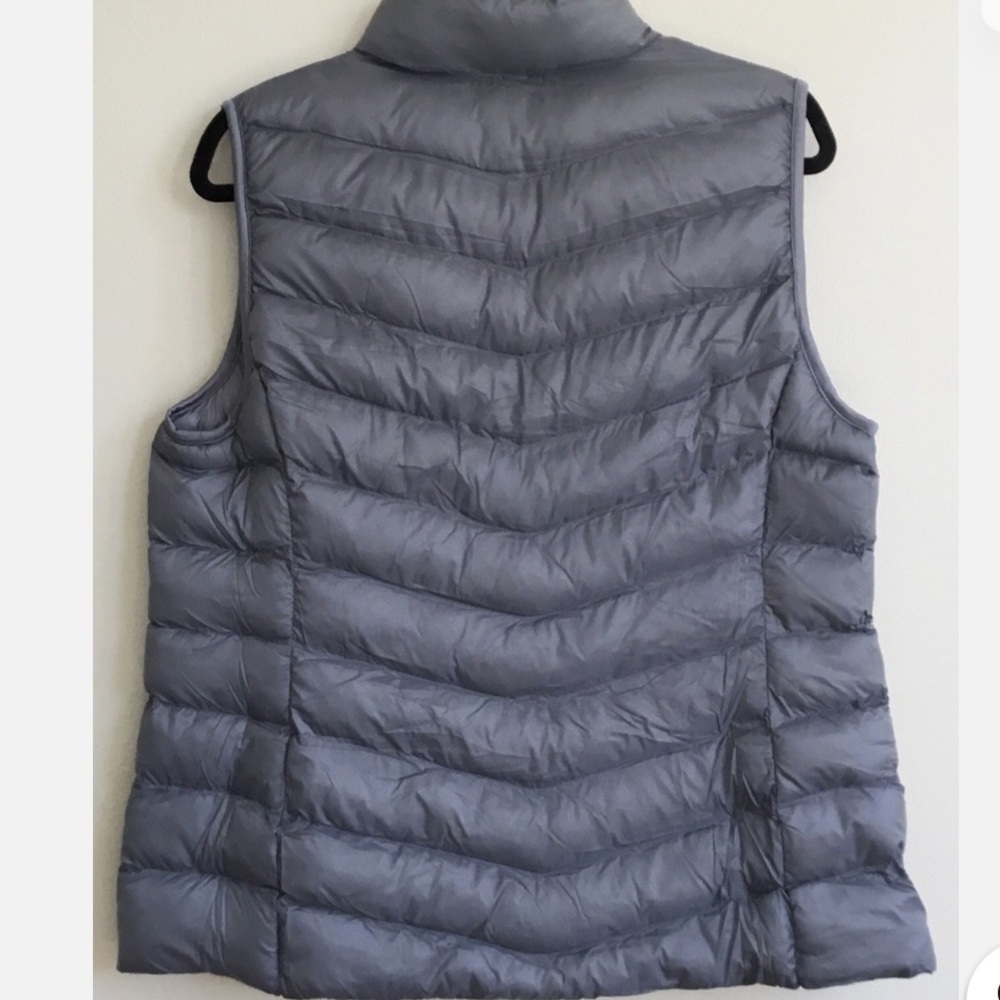 NWT 32 degrees heat lightweight blue vest XL XS - Picture 2 of 4